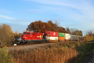 GE ES44AC